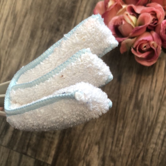 MULTI FUNCTION MICRO FIBER DOUBLE HEADED CLEANING BRUSH-car vents, blinds fans - Picture 6 of 9